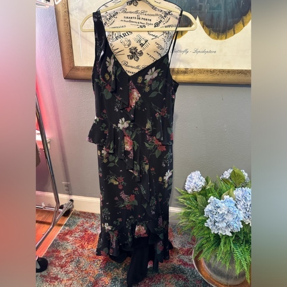 Amur dress. Like new. Size 8